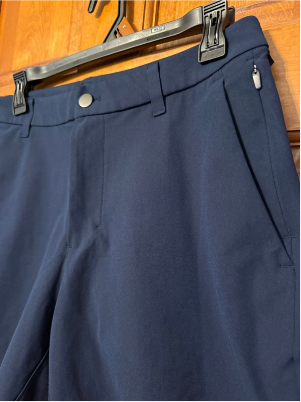 Men’s Lululemon Commission Classic-Fit Short 7" - Picture 2 of 5